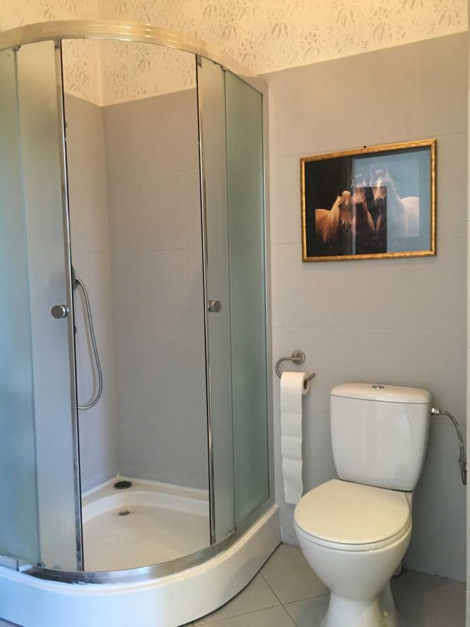 Wazne Miejsce Apartment Kattowitz Exterior foto