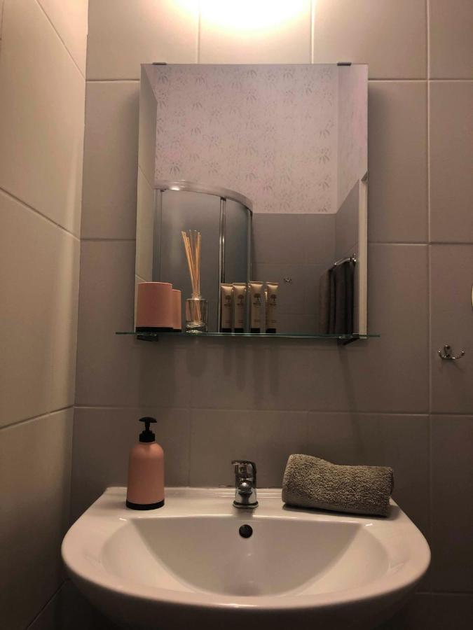 Wazne Miejsce Apartment Kattowitz Exterior foto