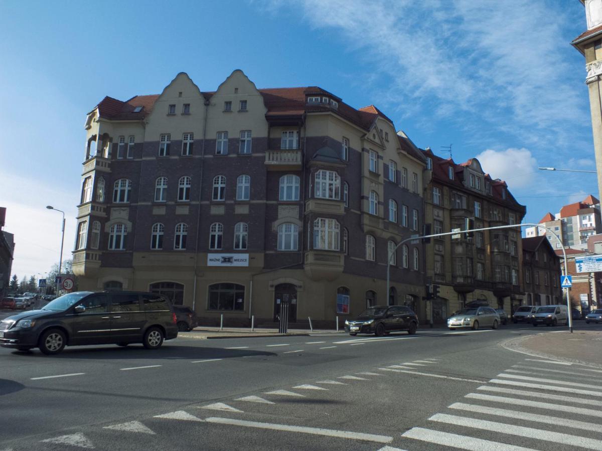 Wazne Miejsce Apartment Kattowitz Exterior foto